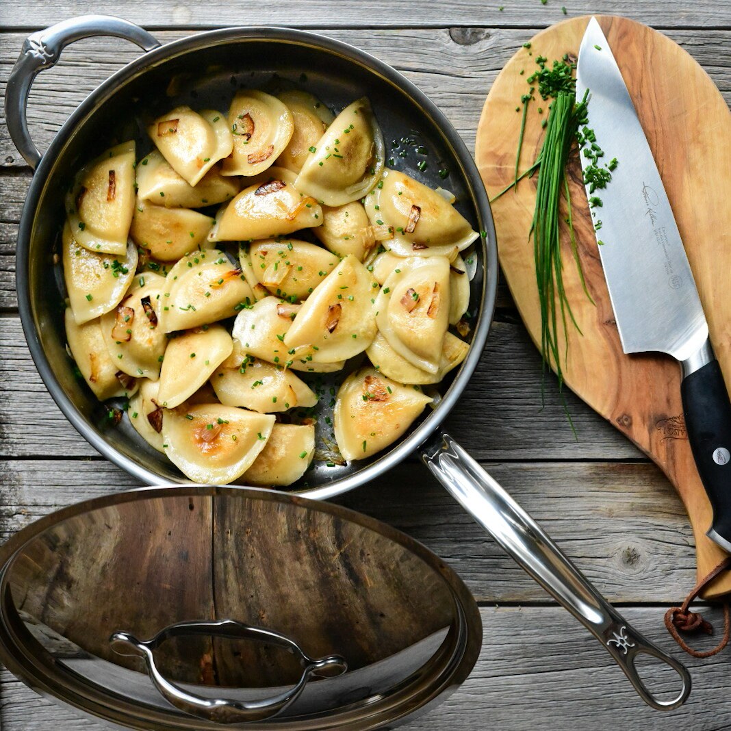 Medium saute pan sale